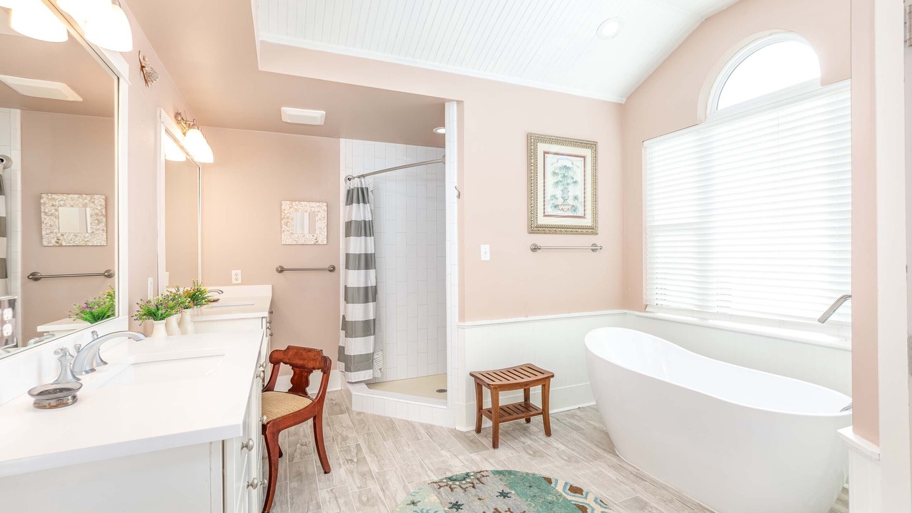 Photo of Bathroom in Tybee Island
