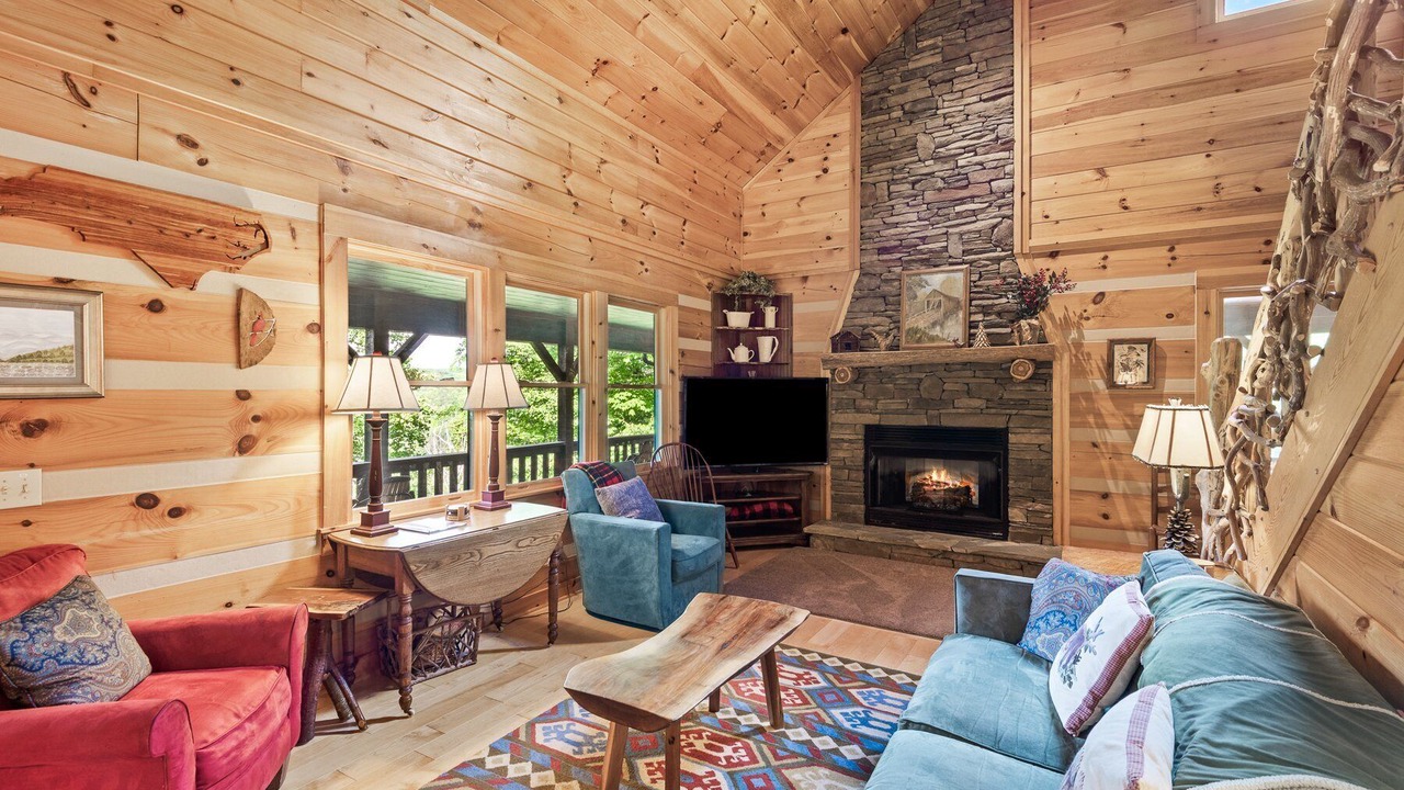 Photo of Livingroom in Boone