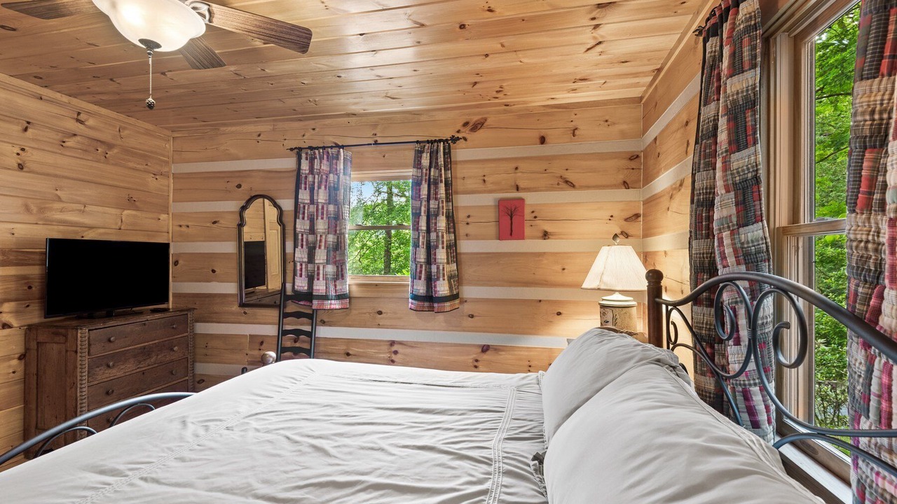 Photo of Bedroom in Boone