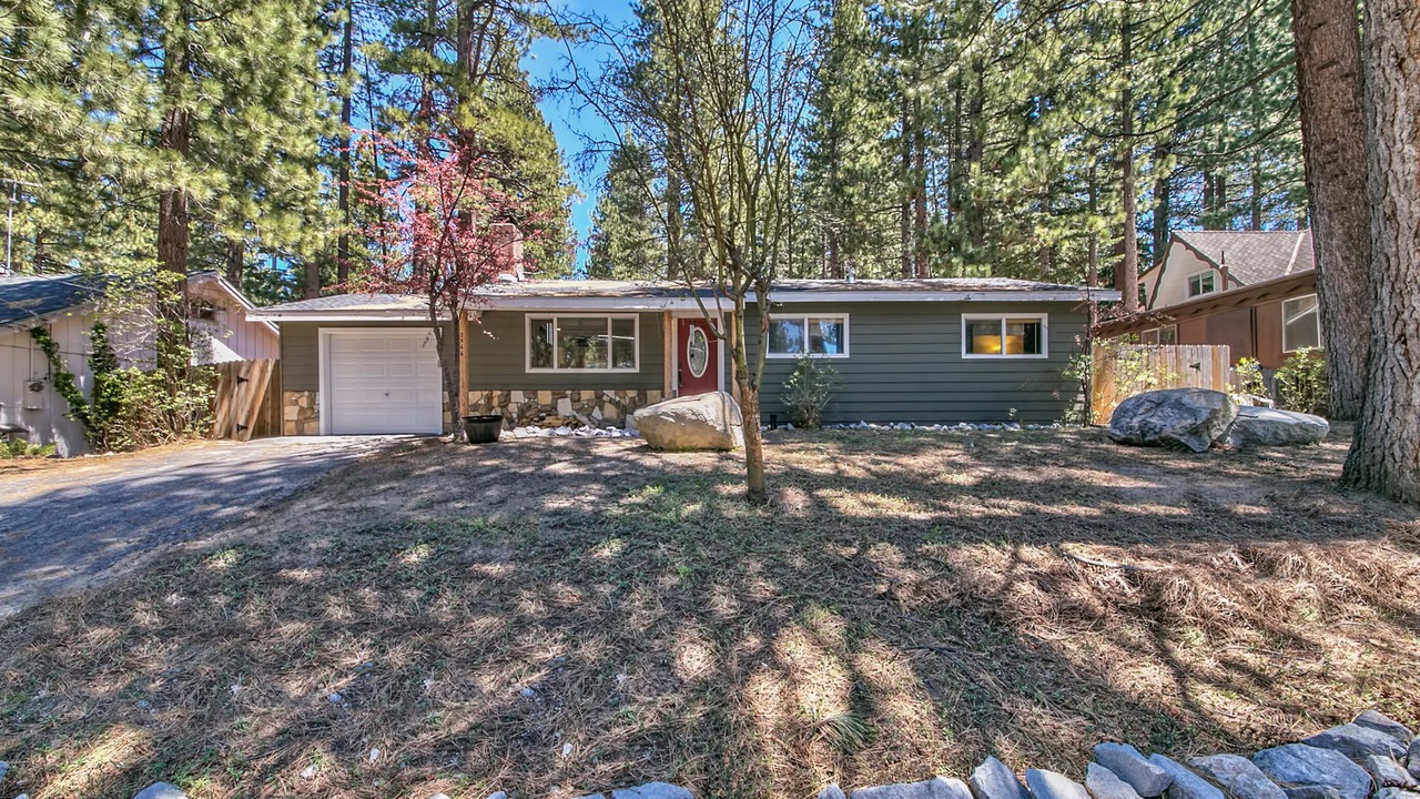 Photo of Outdoor in Montgomery Estates