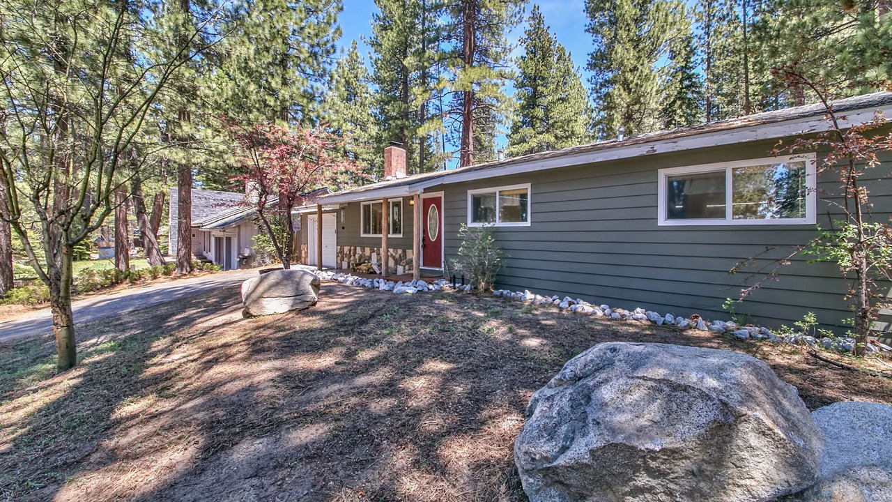 Photo of Outdoor in Montgomery Estates