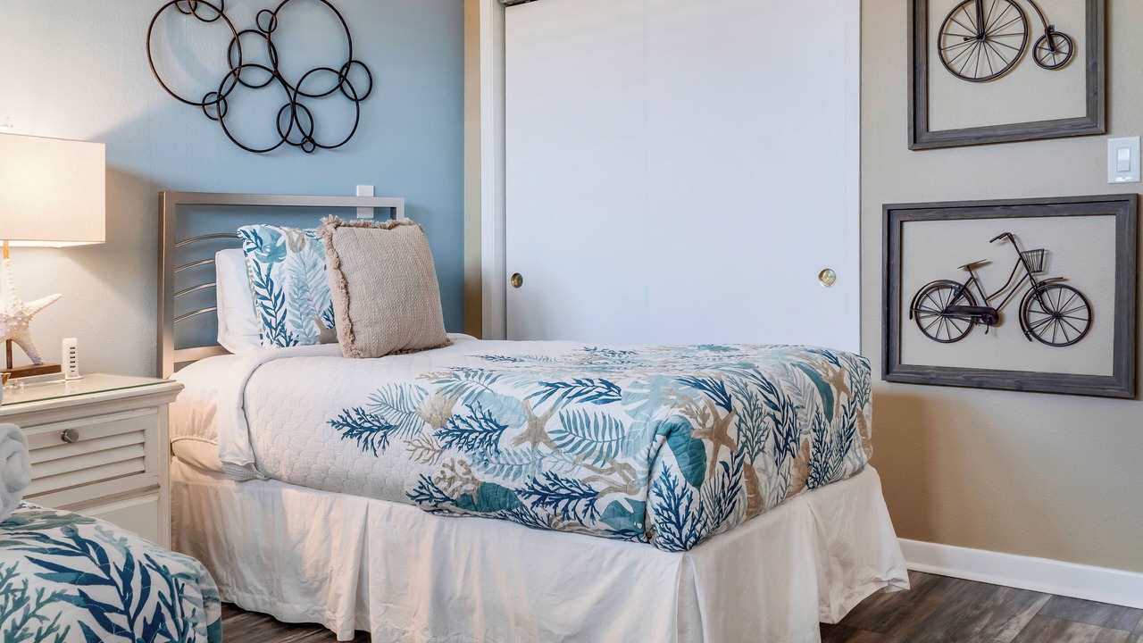 Photo of Bedroom in Holiday Isle