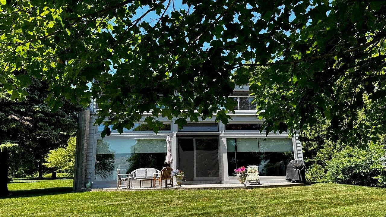 Photo of Patio Balcony in Suttons Bay