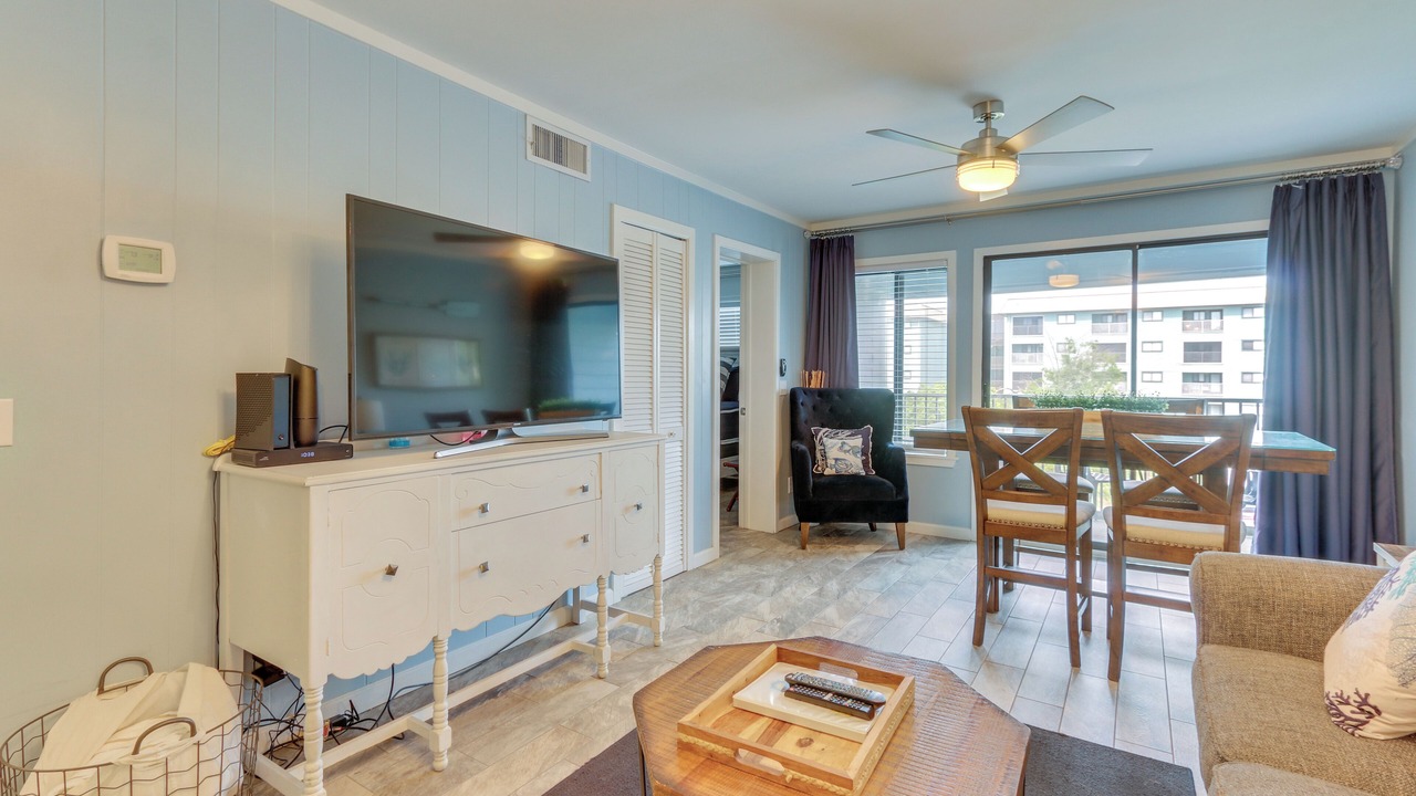 Photo of Bedroom in Palmetto Dunes