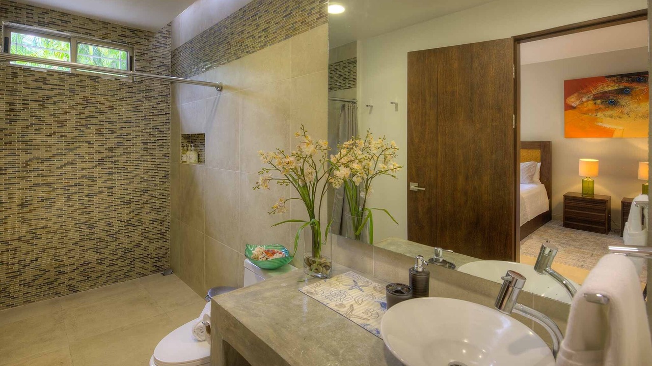 Photo of Bathroom in Coco