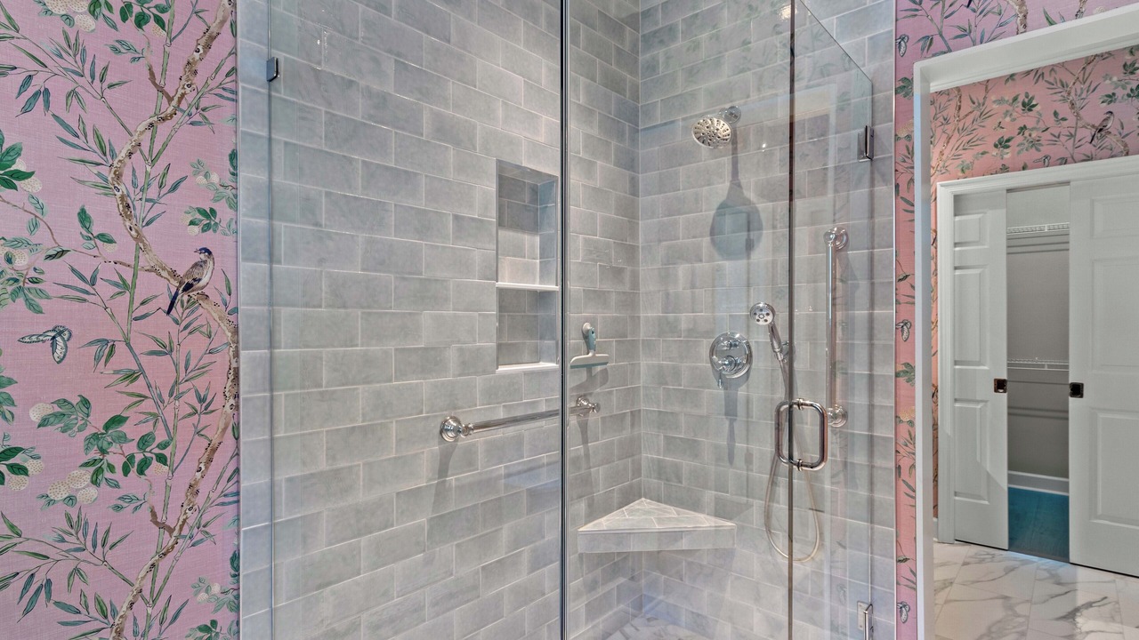 Photo of Bathroom in Vanderhorst Plantation