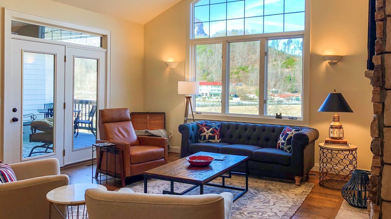 Photo of Livingroom in Lake Lure