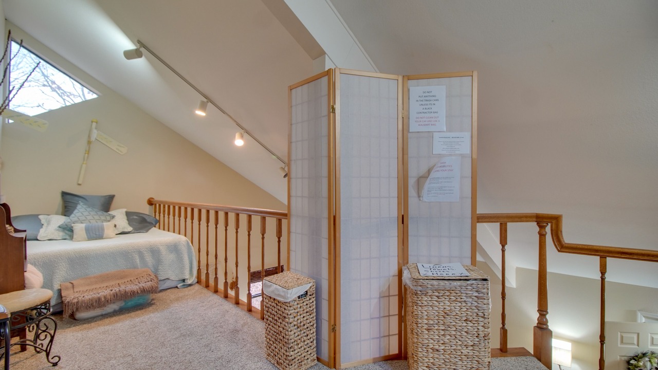 Photo of Bedroom in Scraper