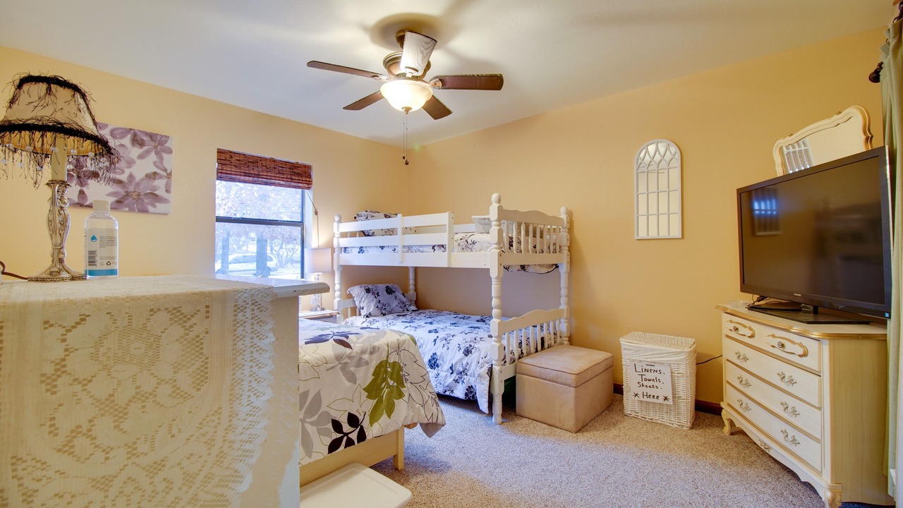 Photo of Bedroom in Scraper