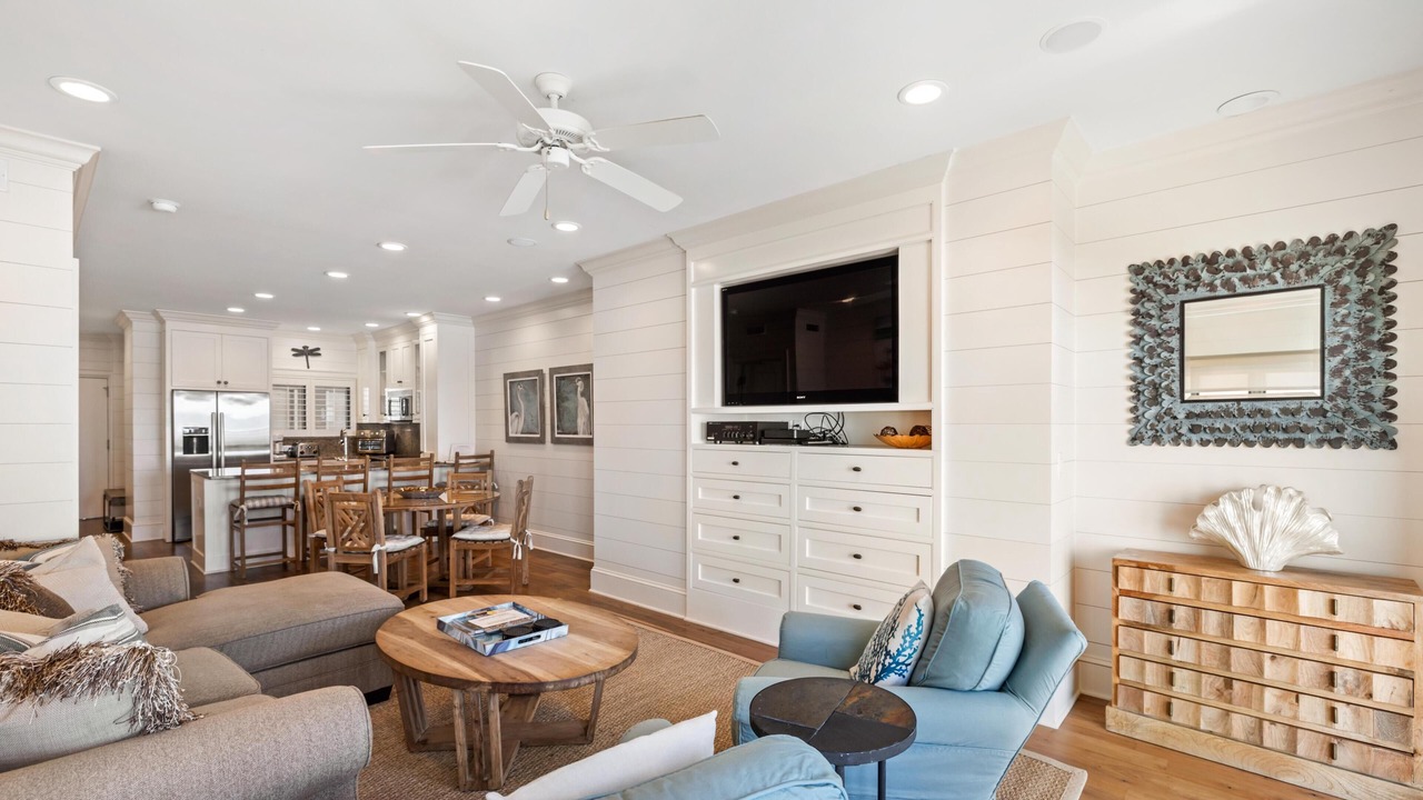 Photo of Livingroom in East Beach