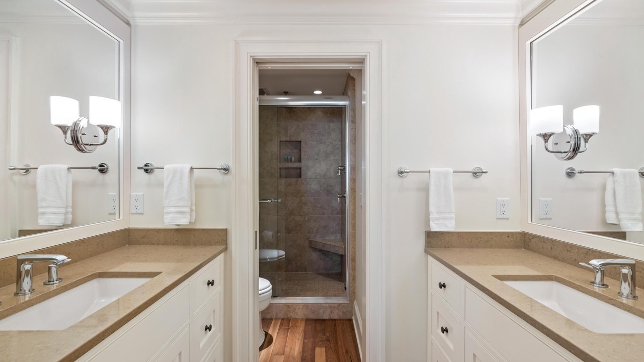 Photo of Bathroom in East Beach