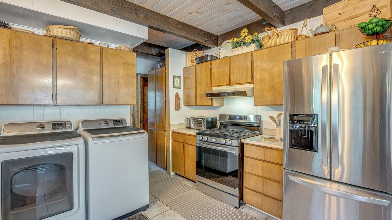 Photo of Kitchen in Christmas Valley