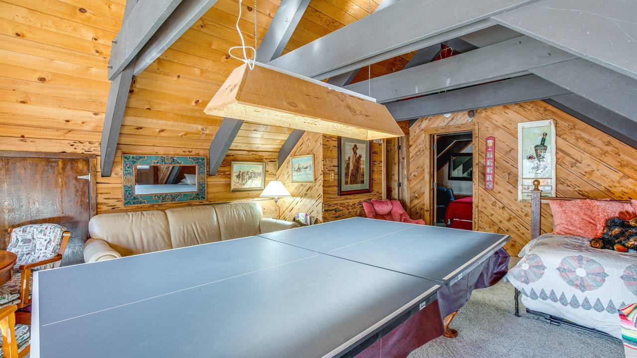 Photo of Bedroom in Christmas Valley