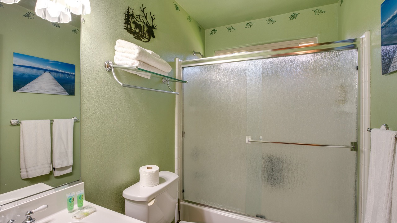Photo of Bathroom in Christmas Valley