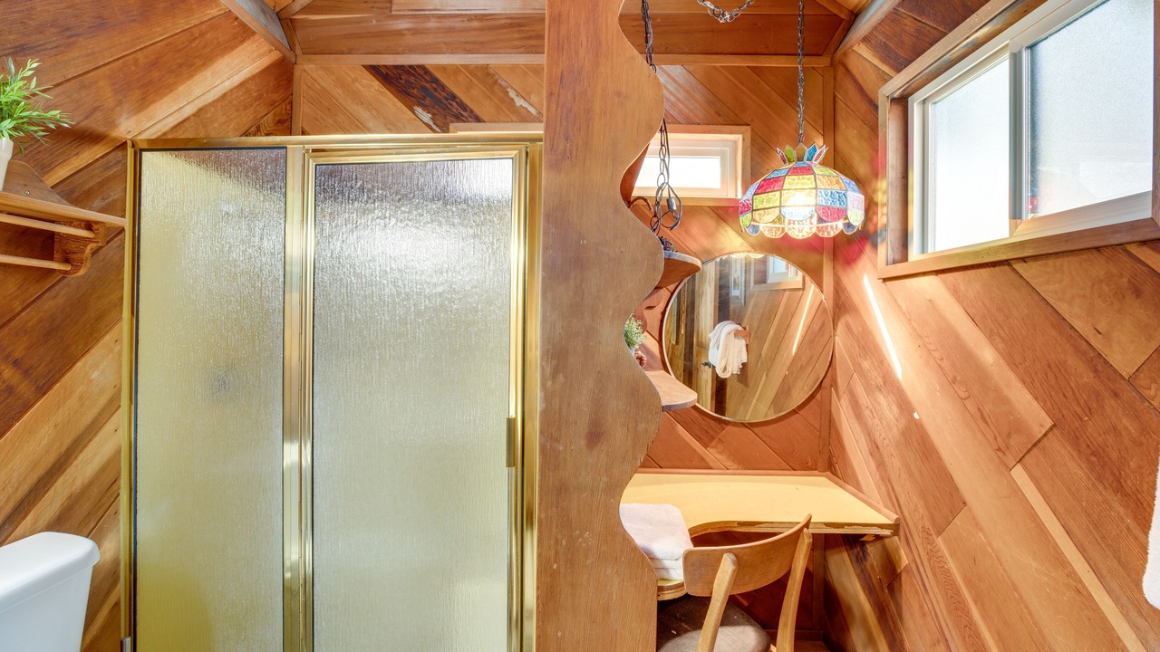 Photo of Bathroom in Christmas Valley