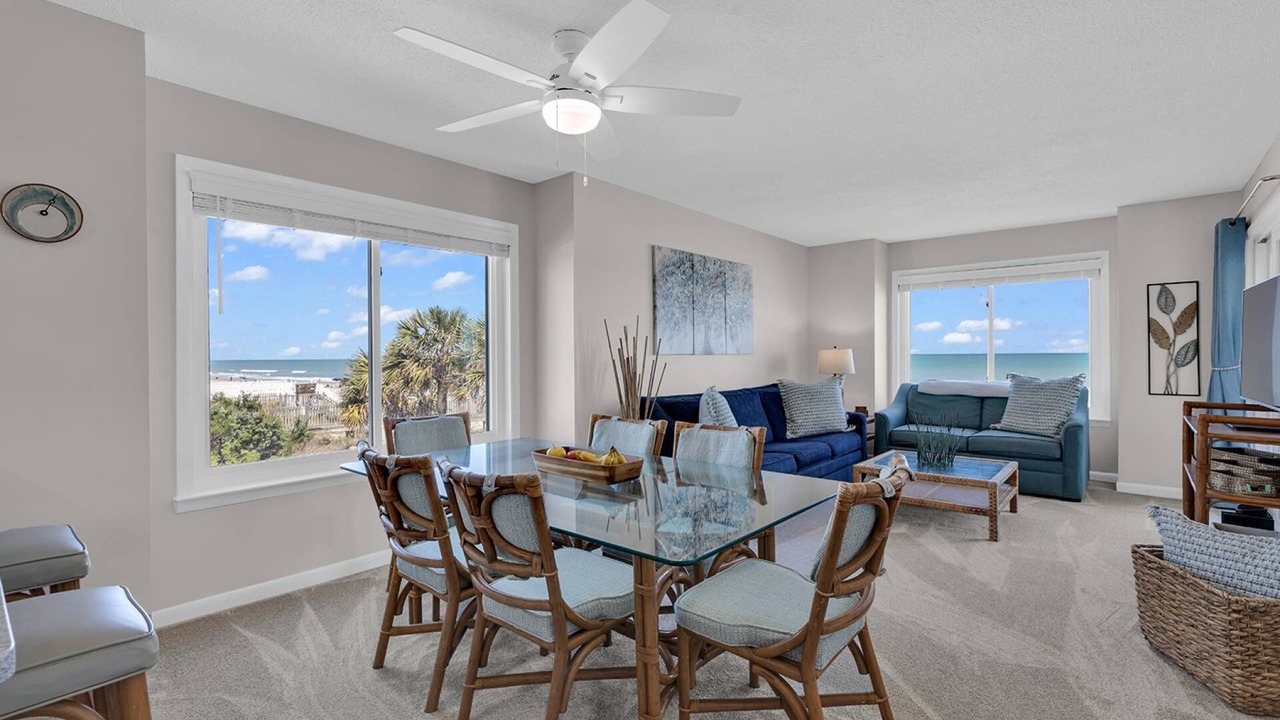 Photo of Livingroom in Surfside Beach