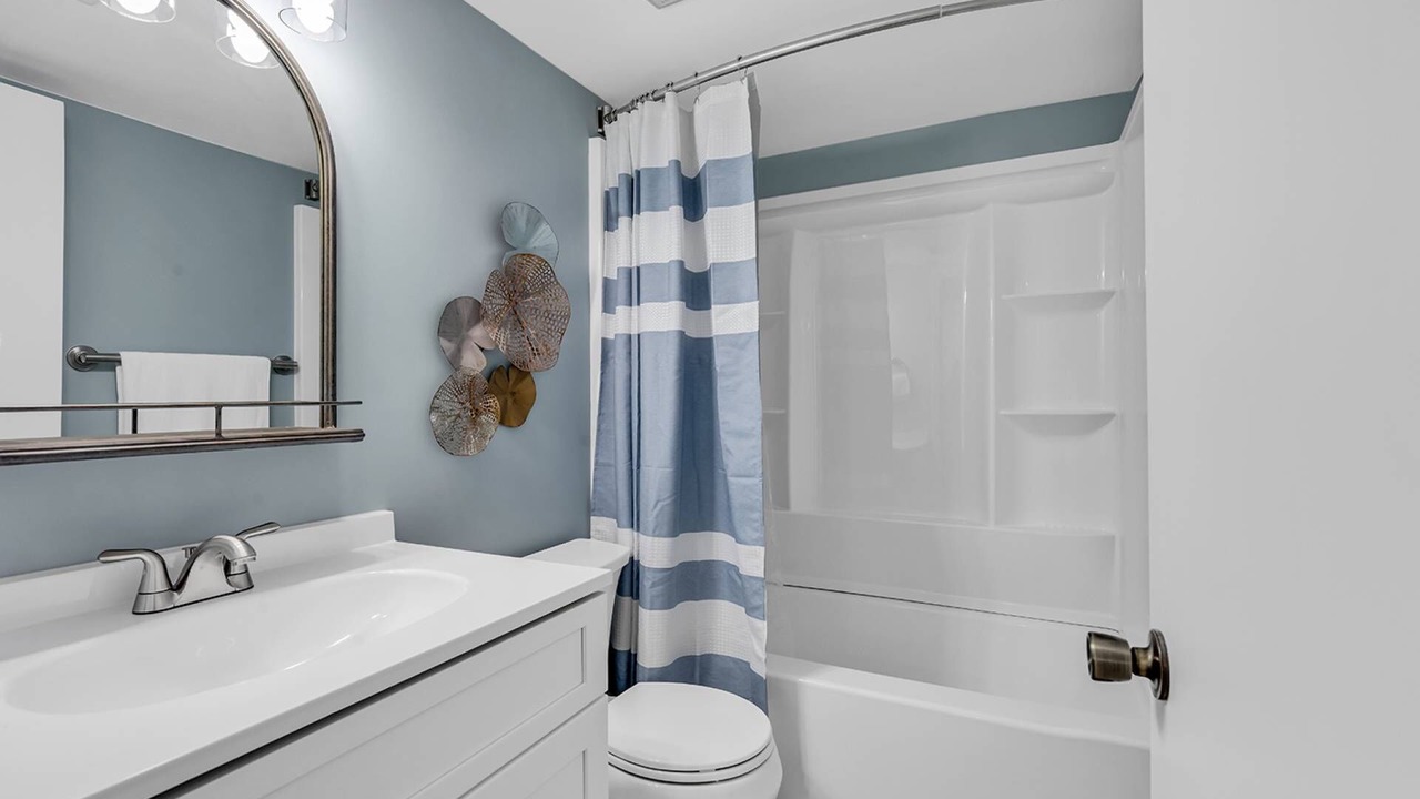 Photo of Bathroom in Surfside Beach