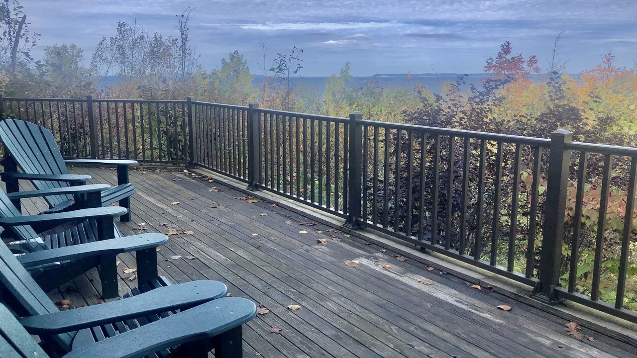 Photo of Patio Balcony in Lake Leelanau