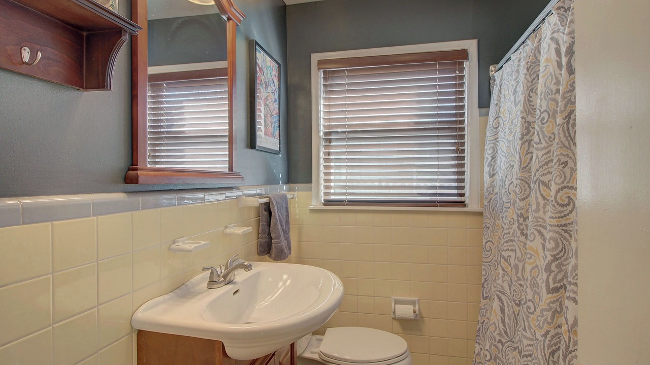 Photo of Bathroom in Mayo Meadow