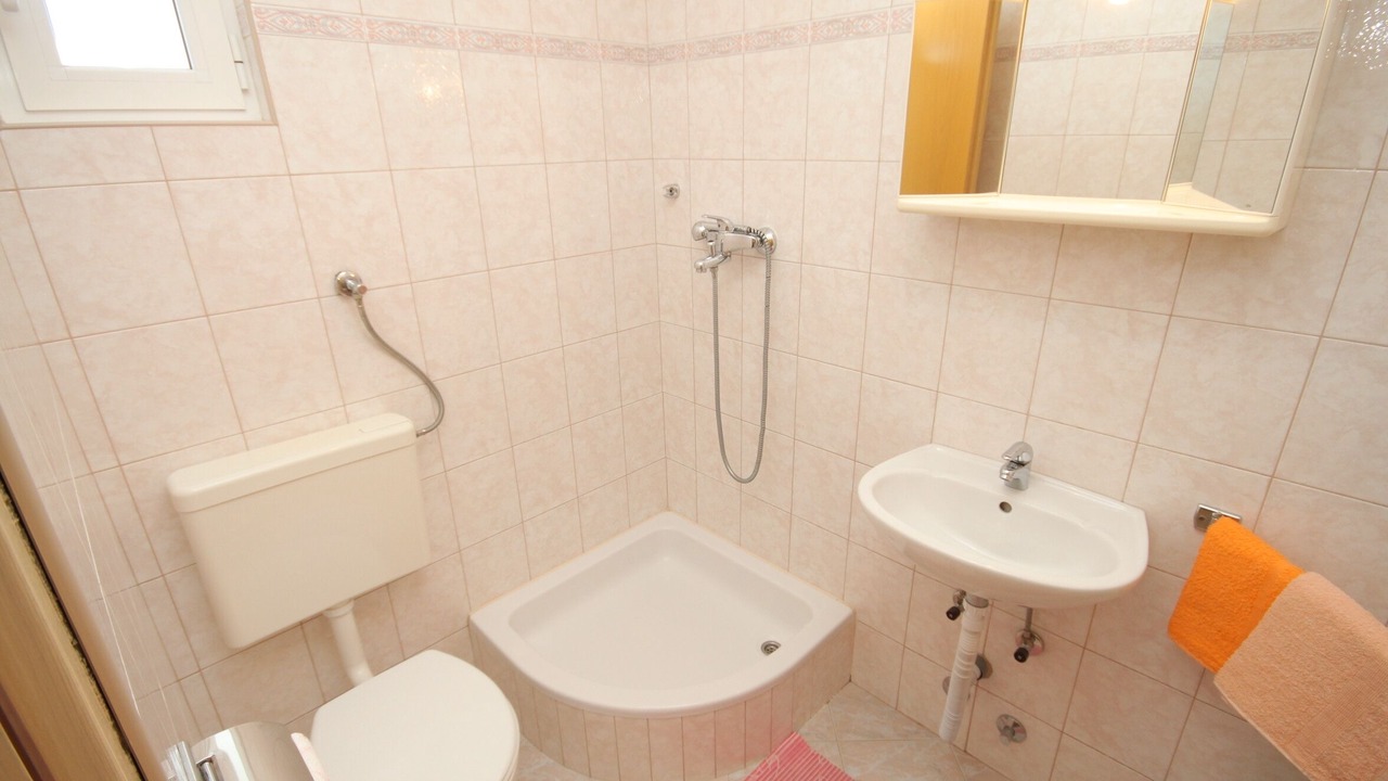 Photo of Bathroom in Brela