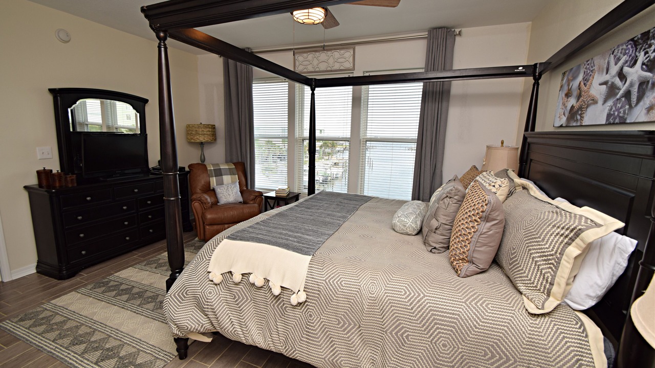 Photo of Bedroom in Fort Morgan