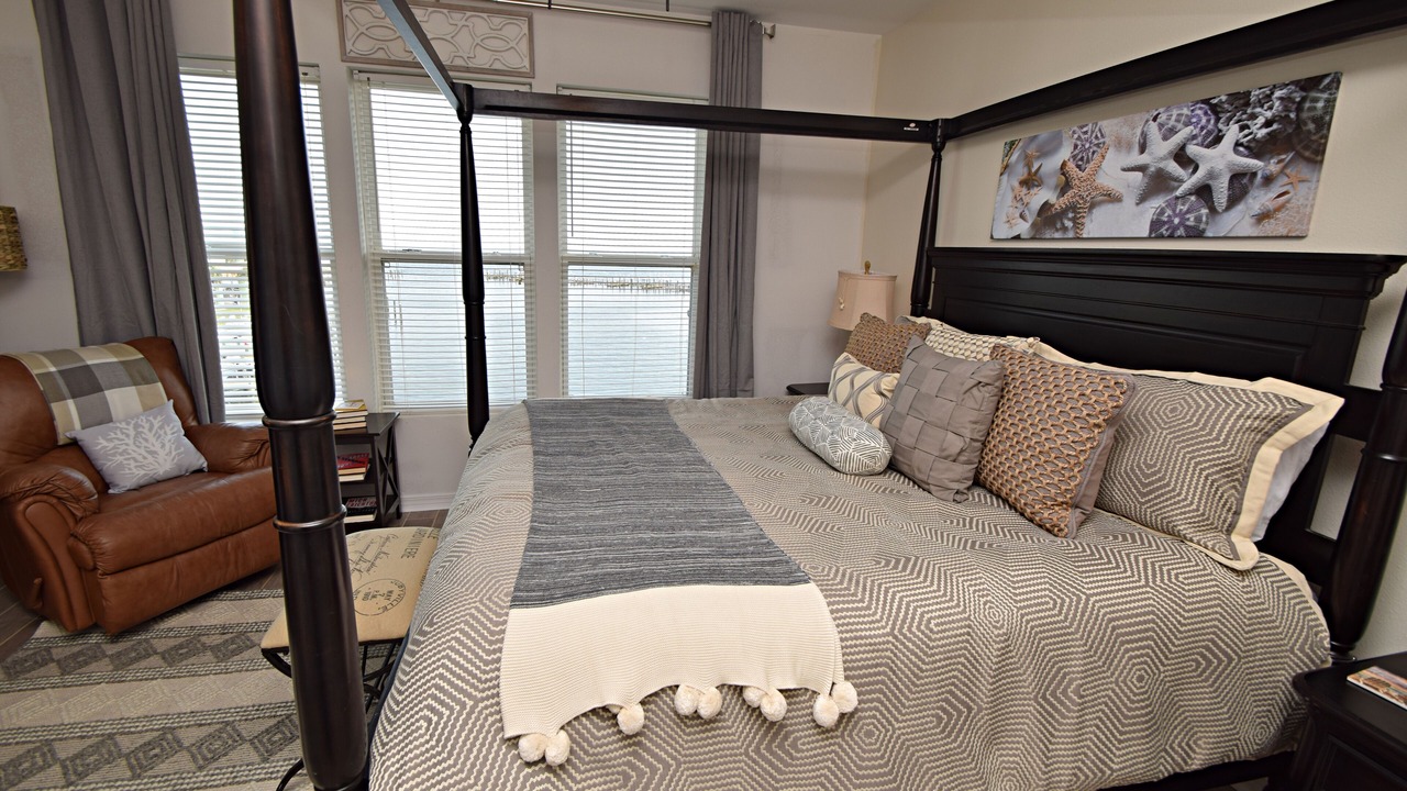 Photo of Bedroom in Fort Morgan