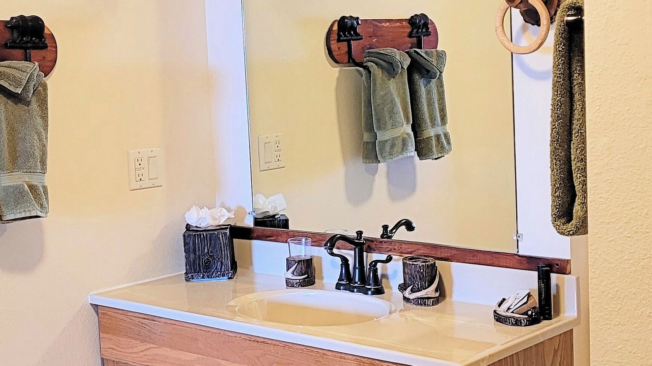 Photo of Bathroom in Sylvan Shores
