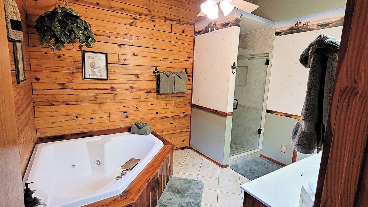 Photo of Bathroom in Sylvan Shores