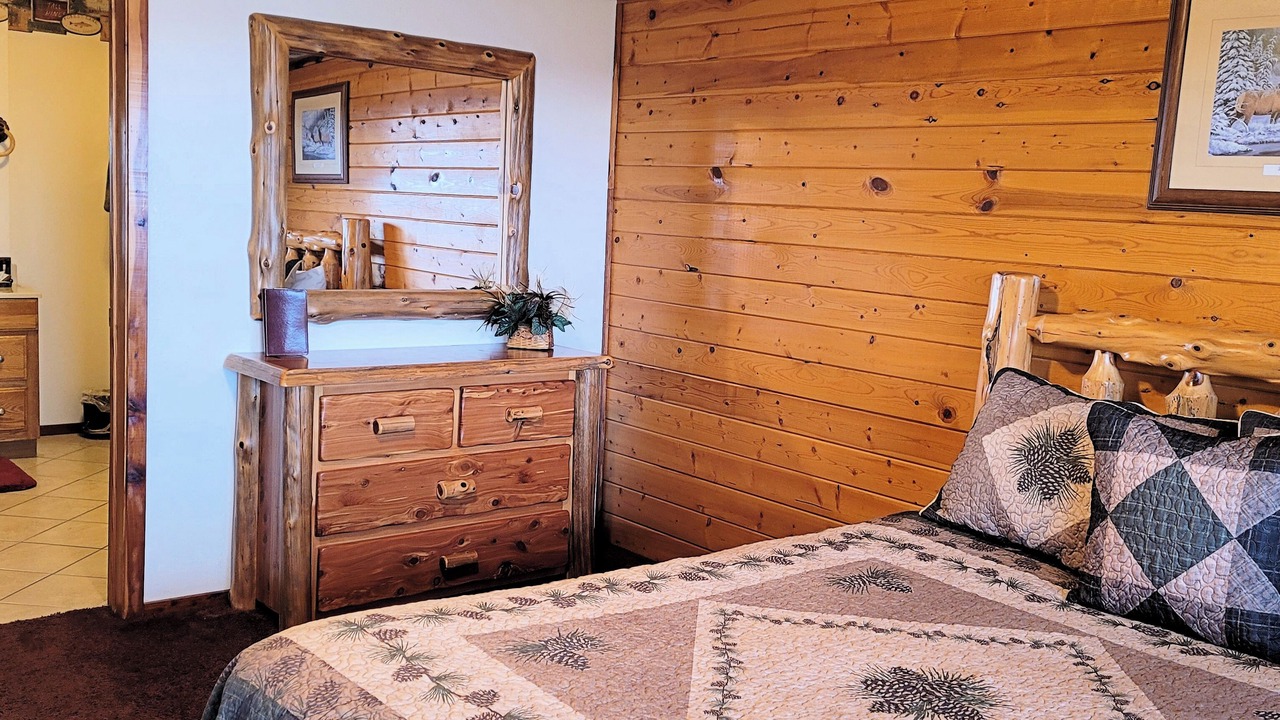 Photo of Bedroom in Sylvan Shores