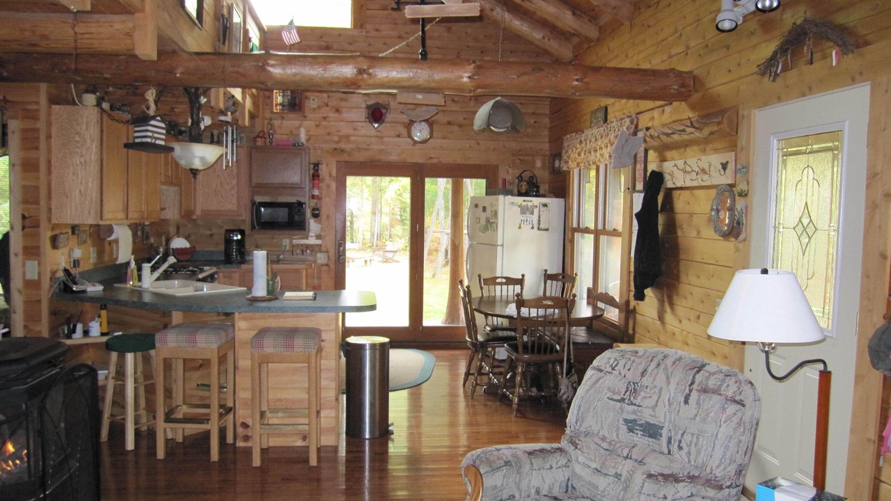 Photo of Livingroom in Munising