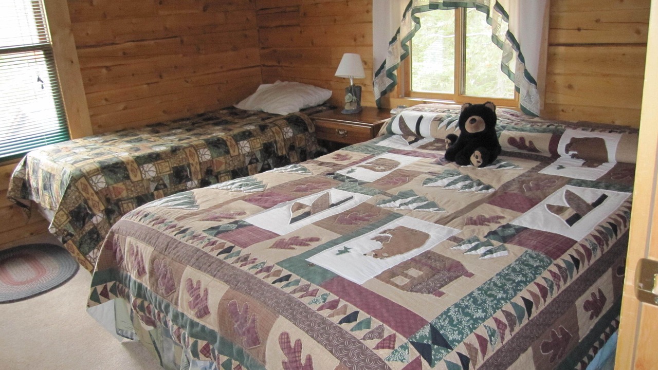 Photo of Bedroom in Munising