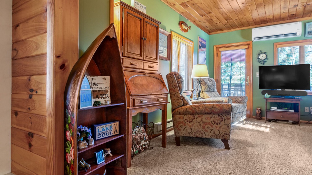 Photo of Livingroom in Lakeville