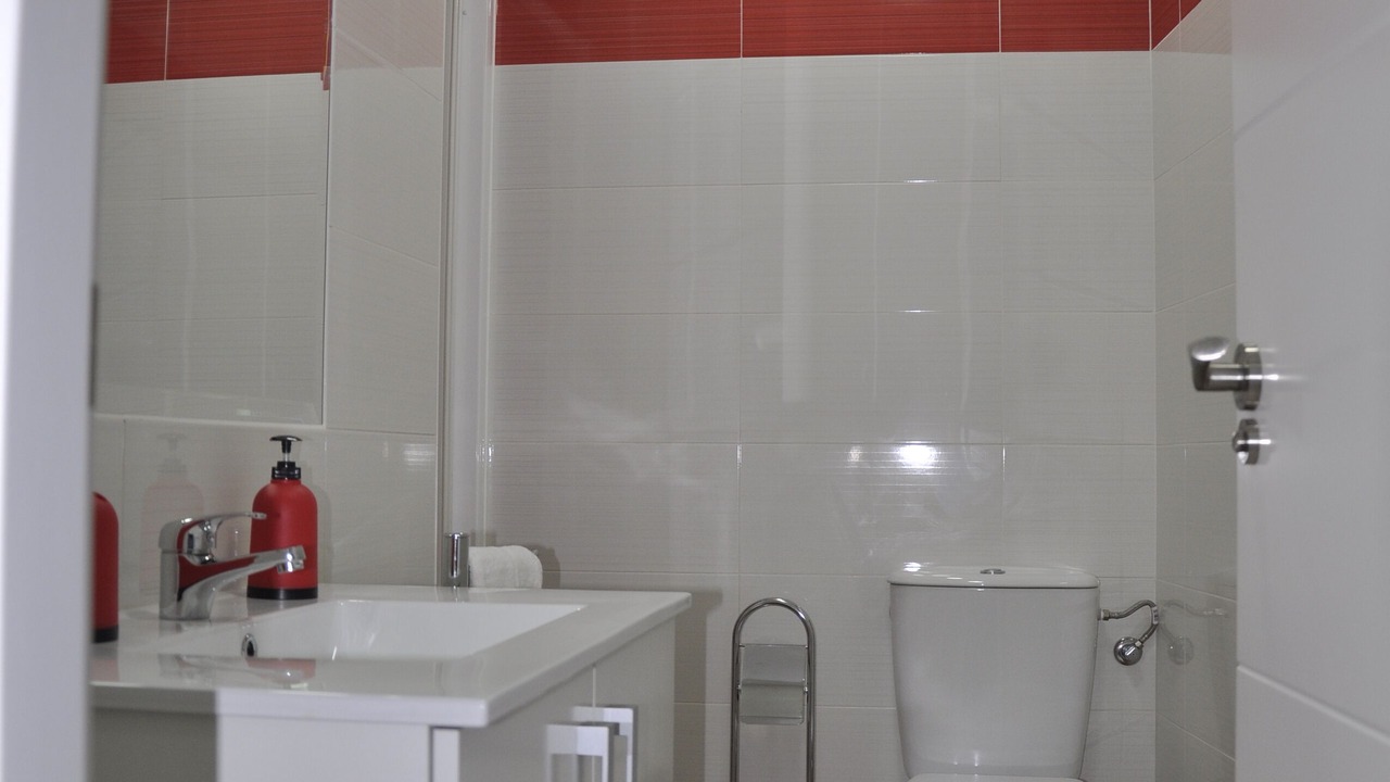 Photo of Bathroom in Toledo City Center