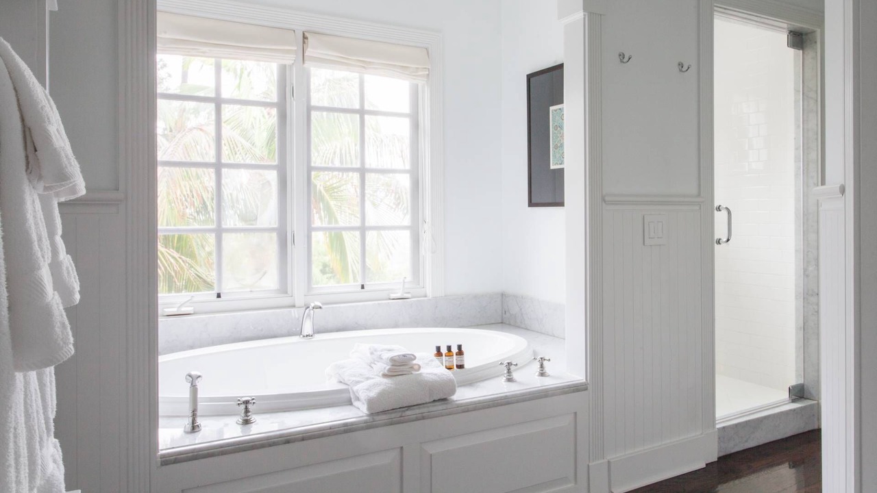 Photo of Bathroom in Hollywood Hills West