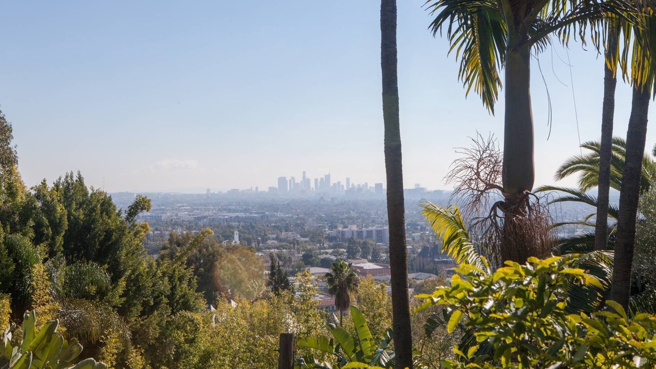 Photo of Others in Hollywood Hills West