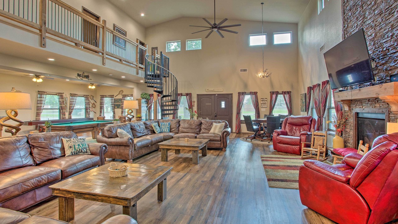 Photo of Livingroom in Kingston