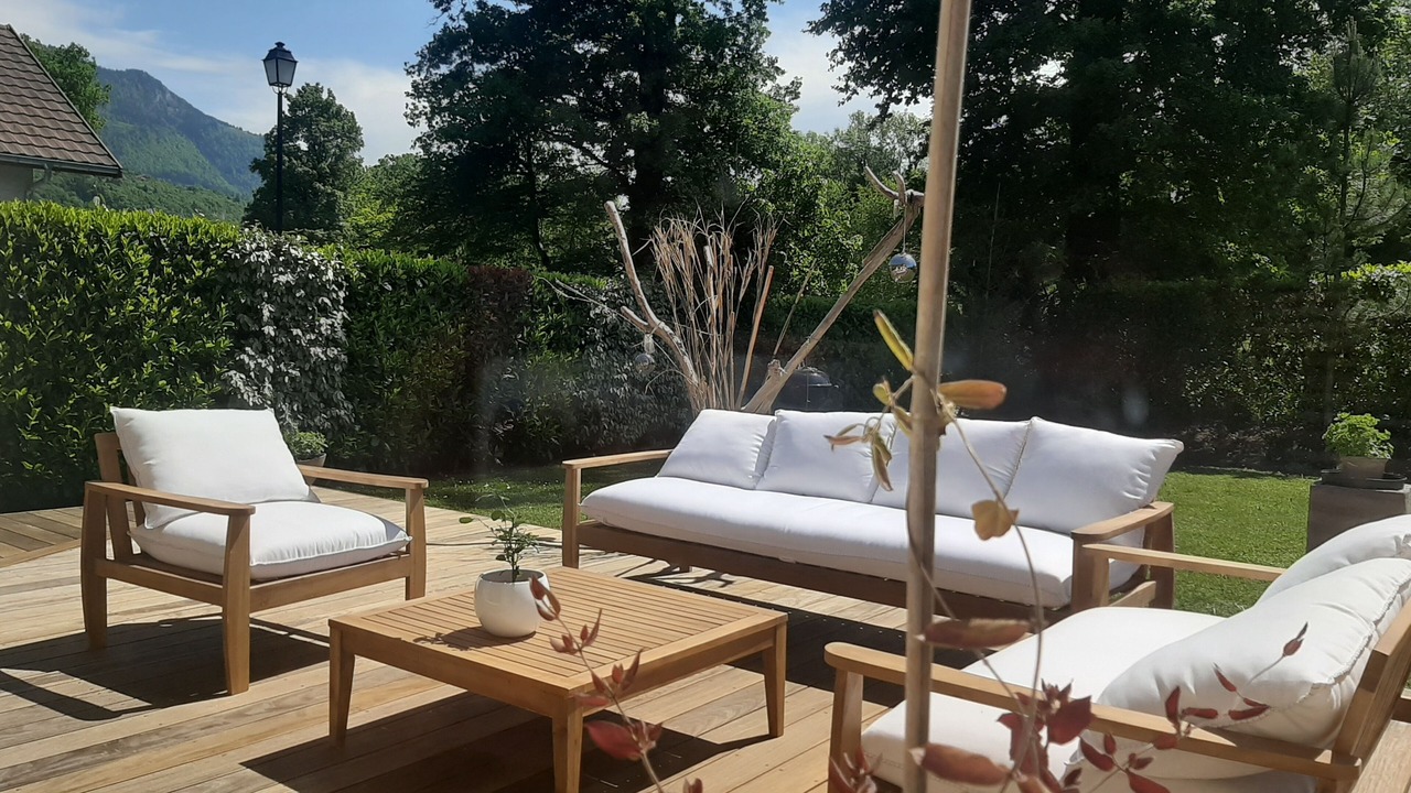 Photo of Patio Balcony in Talloires-Montmin