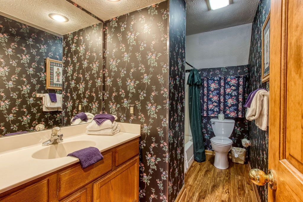 Photo of Bathroom in Chalet Village