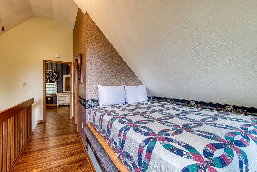 Photo of Bedroom in Chalet Village