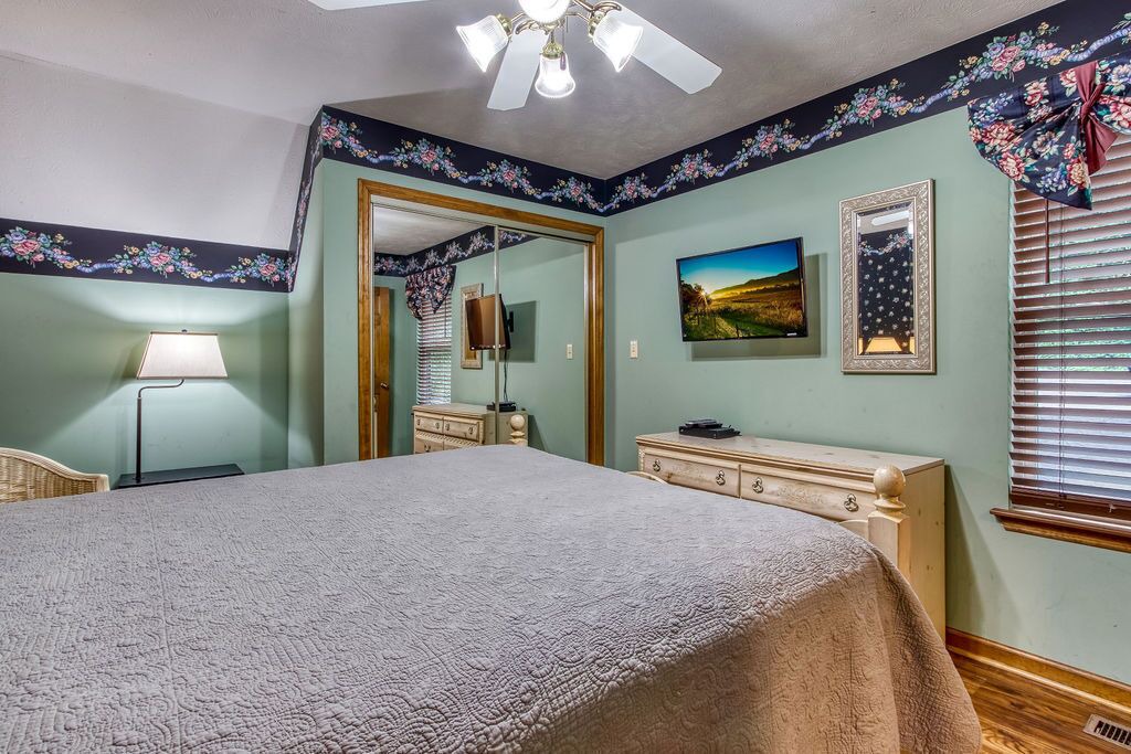 Photo of Bedroom in Chalet Village