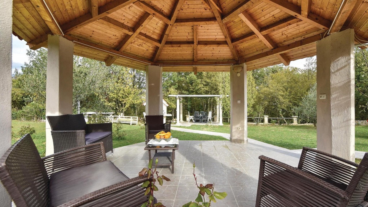 Photo of Patio Balcony in Slime