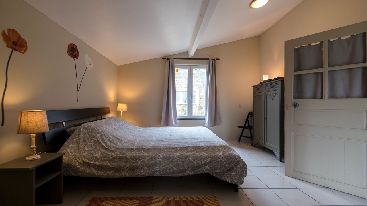 Photo of Bedroom in Bourseigne-Vieille