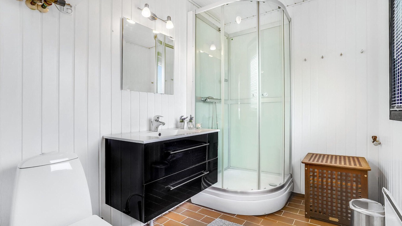 Photo of Bathroom in Grenaa