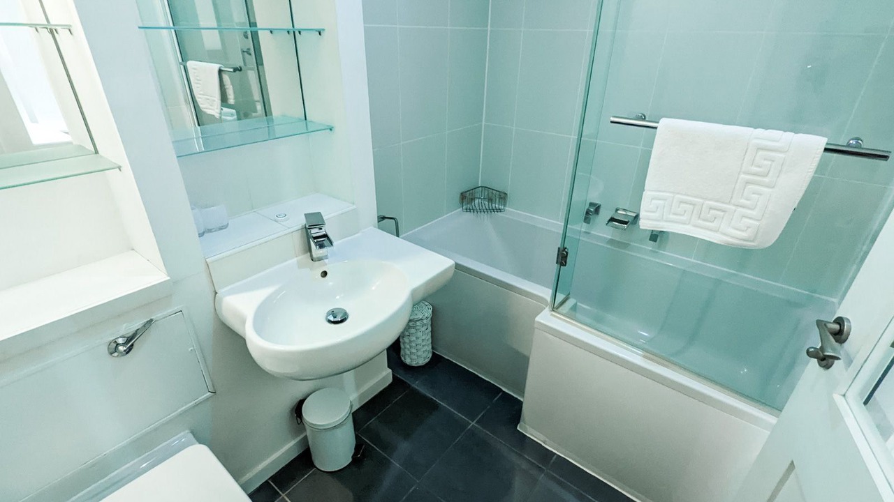 Photo of Bathroom in St. Andrews