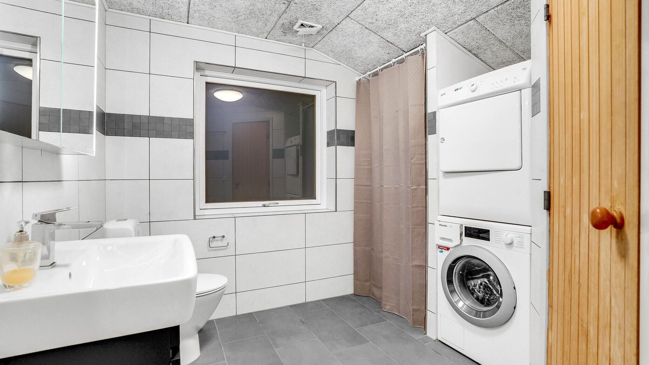Photo of Bathroom in Blavand Strand