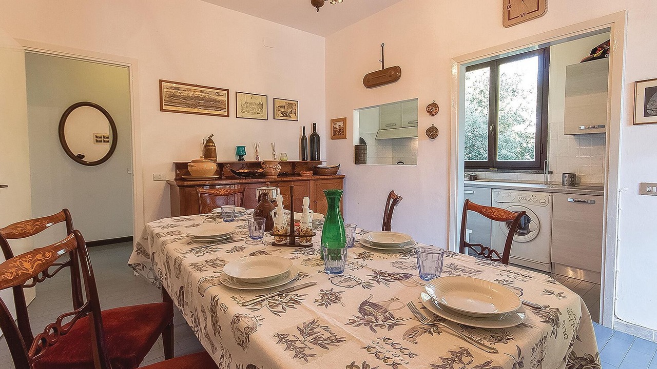 Photo of Bedroom in Montopoli in Val d'Arno