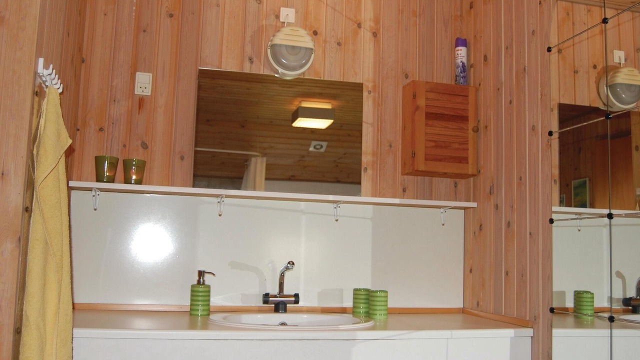Photo of Bathroom in Haurvig
