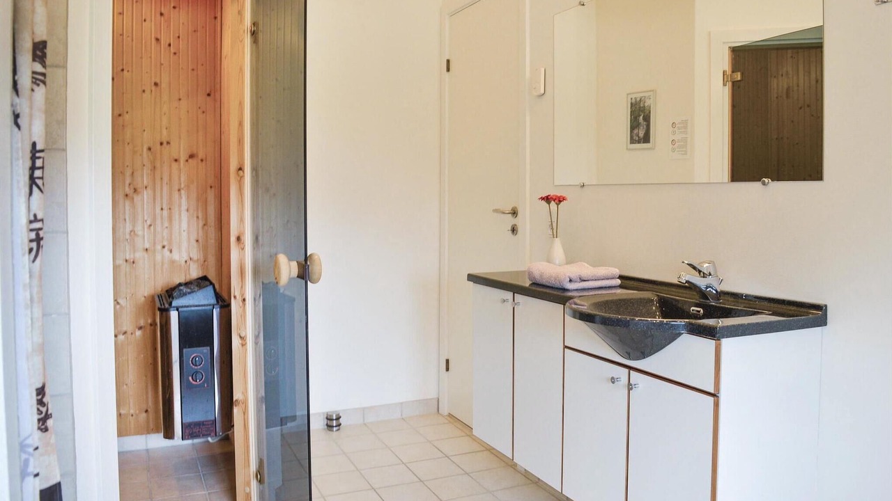 Photo of Bathroom in Thorsminde