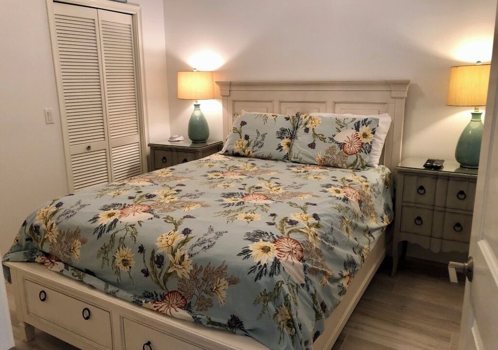 Photo of Bedroom in Bradenton Beach