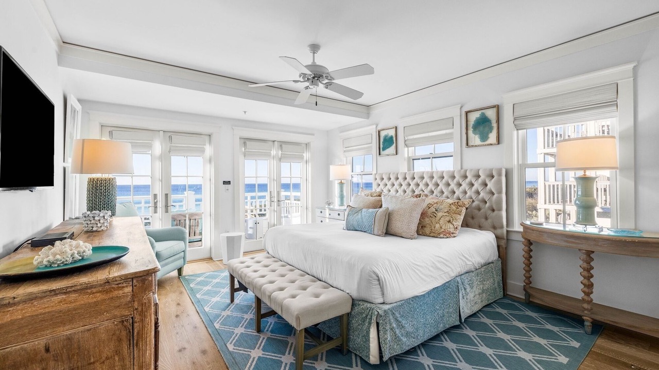Photo of Bedroom in Gulf District